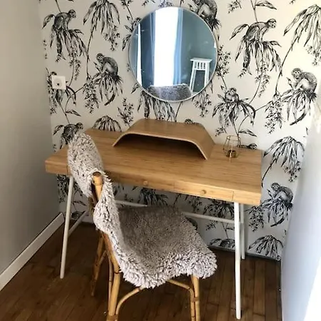 Charmante Maison En Pierre Holiday home Maisdon-sur-Sevre