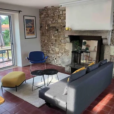 Charmante Maison En Pierre Holiday home Maisdon-sur-Sevre
